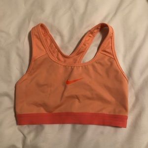 ☀️Tangerine Nike Sports Bra!
